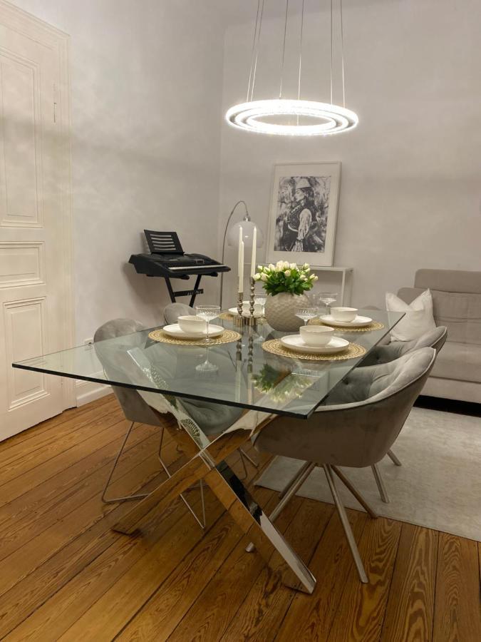 Altbau-Oase Der Eleganz: Stadtnaher Komfort Pur Wiesbaden Bagian luar foto